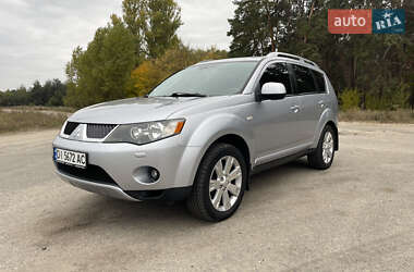 Внедорожник / Кроссовер Mitsubishi Outlander 2008 в 
