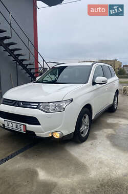 Позашляховик / Кросовер Mitsubishi Outlander 2013 в Калуші