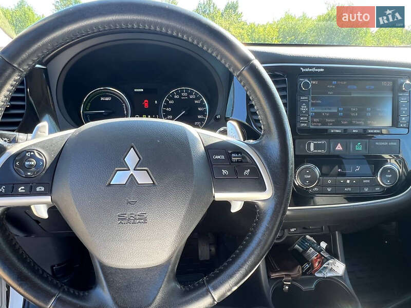 Внедорожник / Кроссовер Mitsubishi Outlander 2014 в Ивано-Франковске фото 10 Внедорожник / Кроссовер Mitsubishi Outlander 2014 в Ивано-Франковске