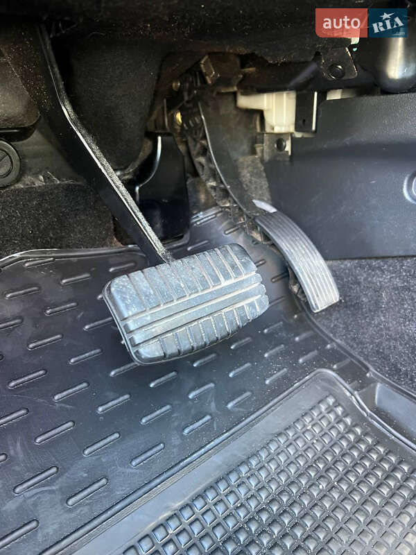 Внедорожник / Кроссовер Mitsubishi Outlander 2014 в Ивано-Франковске фото 16 Внедорожник / Кроссовер Mitsubishi Outlander 2014 в Ивано-Франковске