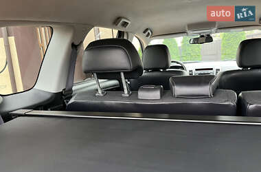Внедорожник / Кроссовер Mitsubishi Outlander 2012 в 