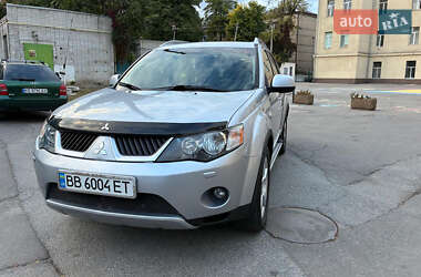 Внедорожник / Кроссовер Mitsubishi Outlander 2008 в 