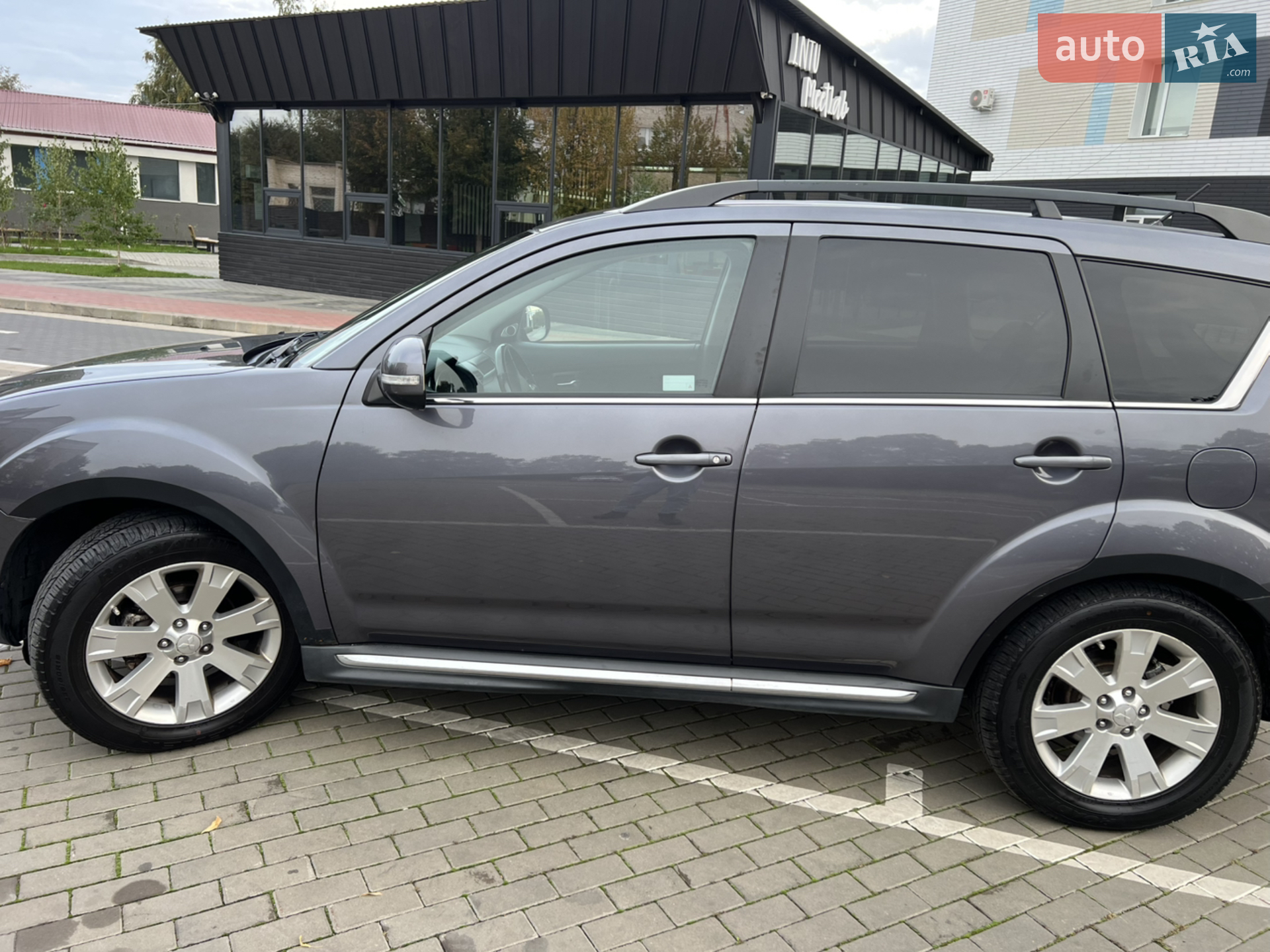 2011 Mitsubishi Outlander - мініатюра 3