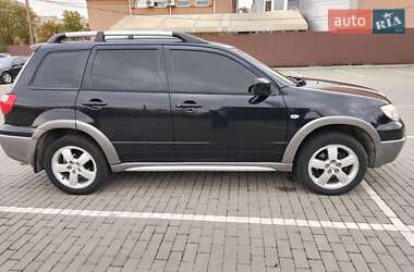 Внедорожник / Кроссовер Mitsubishi Outlander 2005 в 