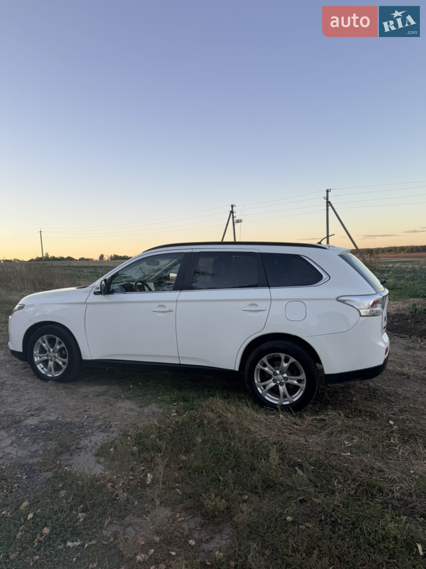 2013 Mitsubishi Outlander - мініатюра 9