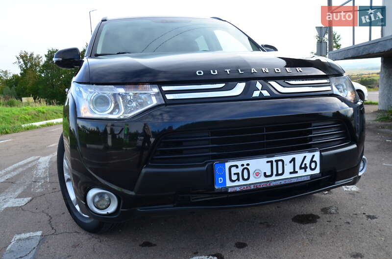 Внедорожник / Кроссовер Mitsubishi Outlander 2013 в Дрогобыче