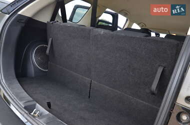 Внедорожник / Кроссовер Mitsubishi Outlander 2013 в 