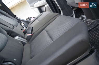 Внедорожник / Кроссовер Mitsubishi Outlander 2013 в 