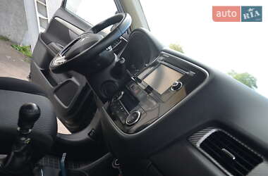 Внедорожник / Кроссовер Mitsubishi Outlander 2013 в 