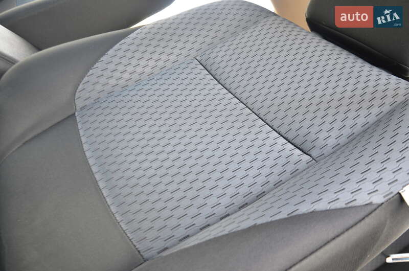 Внедорожник / Кроссовер Mitsubishi Outlander 2013 в Дрогобыче