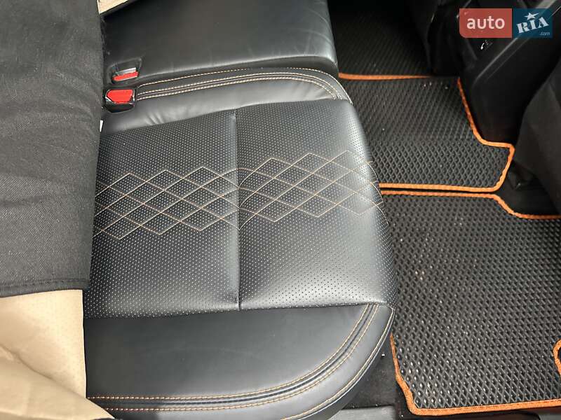 Внедорожник / Кроссовер Mitsubishi Outlander 2021 в Одессе