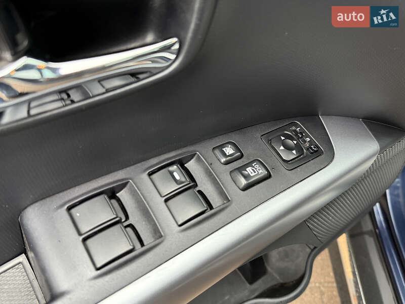 Внедорожник / Кроссовер Mitsubishi Outlander 2011 в Житомире