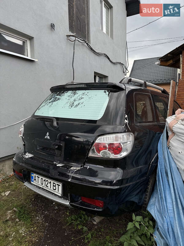 Внедорожник / Кроссовер Mitsubishi Outlander 2009 в Делятине