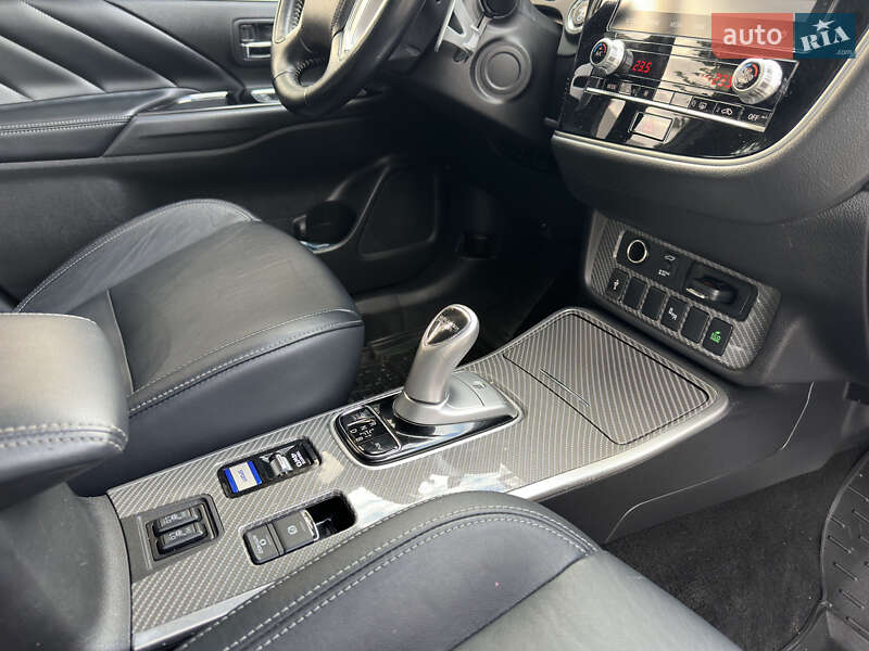 Внедорожник / Кроссовер Mitsubishi Outlander 2022 в Белой Церкви фото 32 Внедорожник / Кроссовер Mitsubishi Outlander 2022 в Белой Церкви