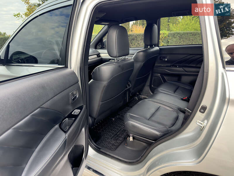 Внедорожник / Кроссовер Mitsubishi Outlander 2022 в Белой Церкви фото 51 Внедорожник / Кроссовер Mitsubishi Outlander 2022 в Белой Церкви