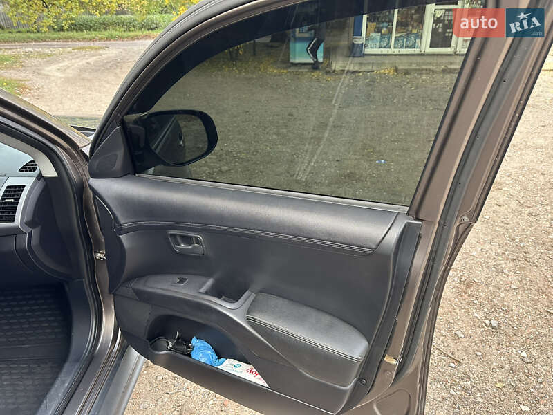 Внедорожник / Кроссовер Mitsubishi Outlander 2011 в Харькове фото 14 Внедорожник / Кроссовер Mitsubishi Outlander 2011 в Харькове