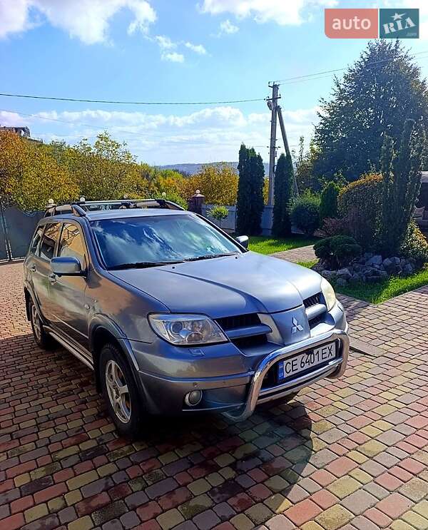 Внедорожник / Кроссовер Mitsubishi Outlander 2006 в 
