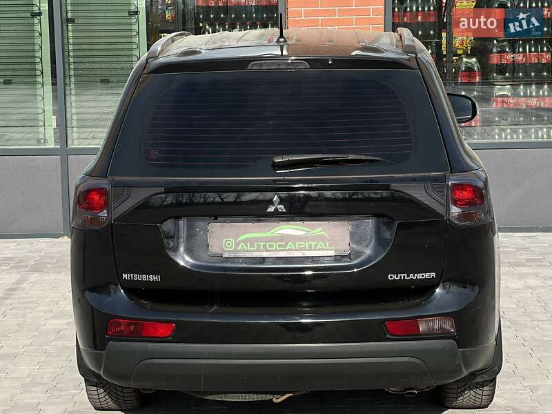 Внедорожник / Кроссовер Mitsubishi Outlander 2012 в Киеве