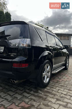 Позашляховик / Кросовер Mitsubishi Outlander 2007 в 