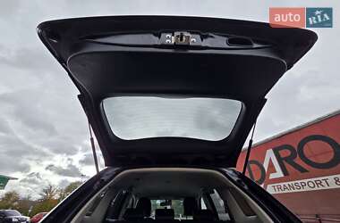 Внедорожник / Кроссовер Mitsubishi Outlander 2013 в 
