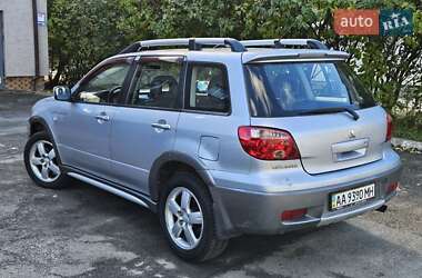 Внедорожник / Кроссовер Mitsubishi Outlander 2005 в 