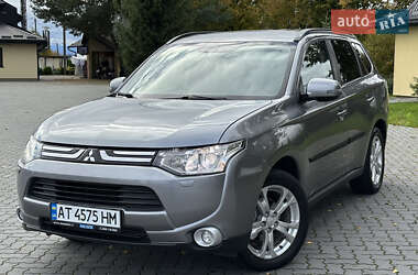Позашляховик / Кросовер Mitsubishi Outlander 2012 в Івано-Франківську