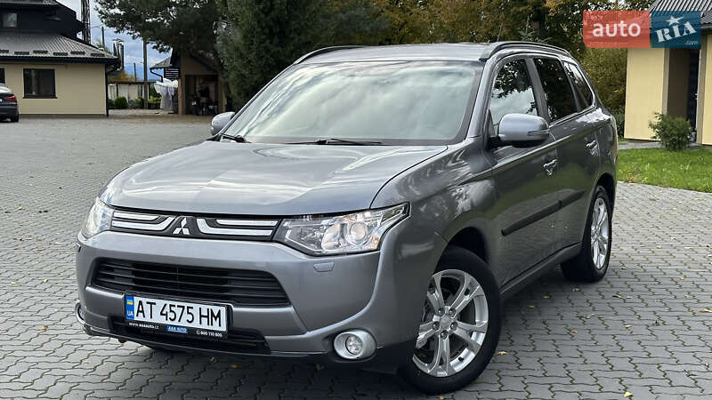 Mitsubishi Outlander 2012