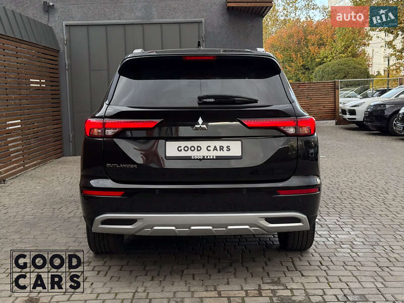 Внедорожник / Кроссовер Mitsubishi Outlander 2022 в Одессе