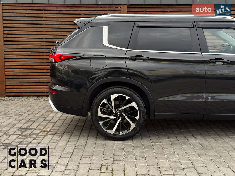 Внедорожник / Кроссовер Mitsubishi Outlander 2022 в Одессе