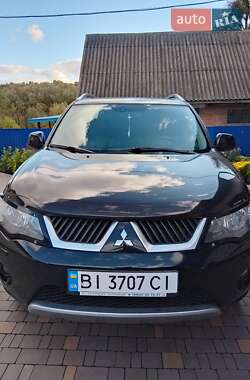 Внедорожник / Кроссовер Mitsubishi Outlander 2007 в 
