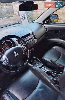 Внедорожник / Кроссовер Mitsubishi Outlander 2007 в 