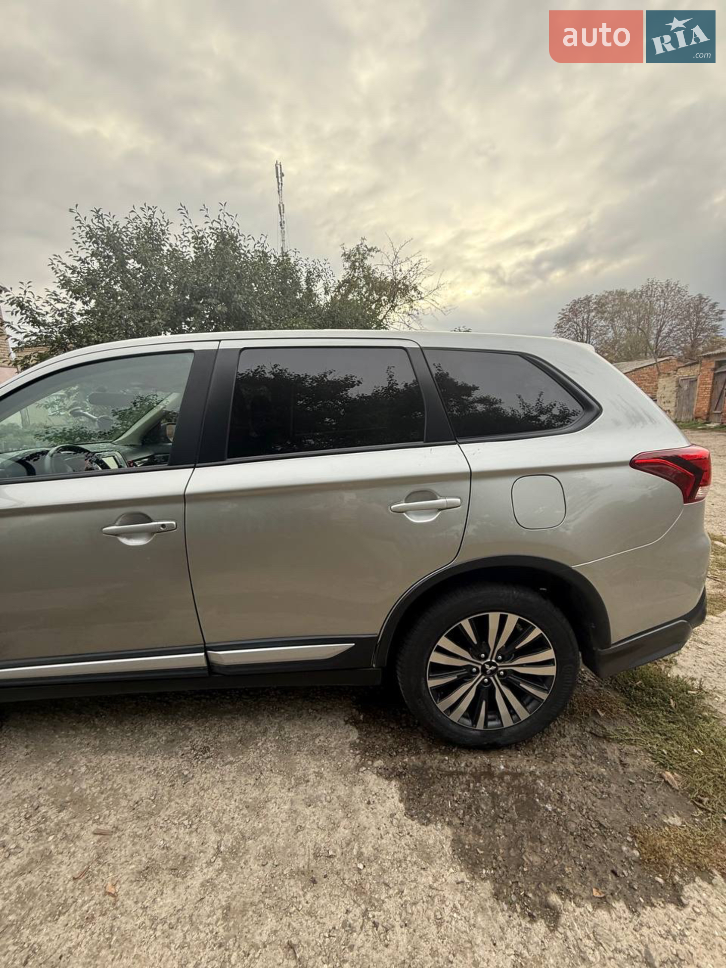 2018 Mitsubishi Outlander - мініатюра 9