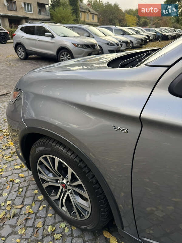 Внедорожник / Кроссовер Mitsubishi Outlander 2017 в Львове фото 18 Внедорожник / Кроссовер Mitsubishi Outlander 2017 в Львове