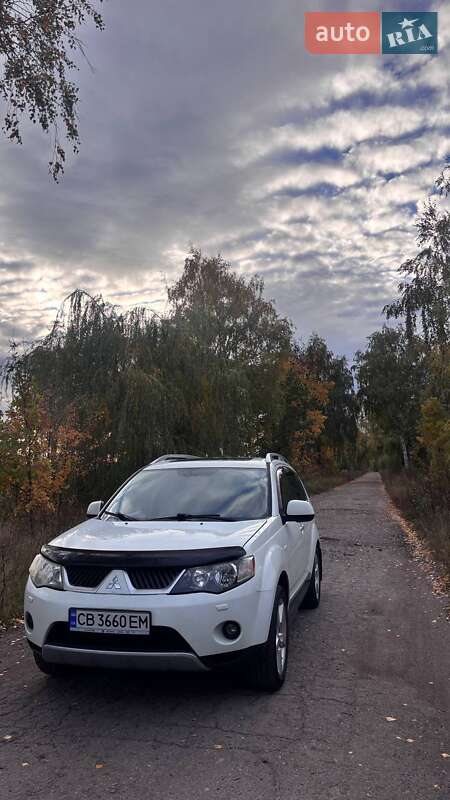 Позашляховик / Кросовер Mitsubishi Outlander 2009 в Прилуках