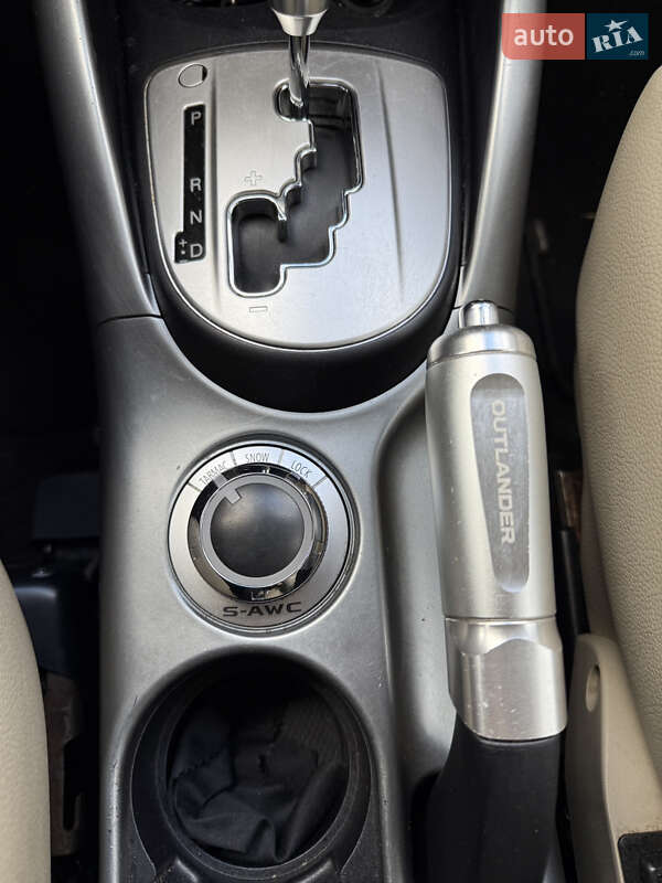 Позашляховик / Кросовер Mitsubishi Outlander 2011 в Кропивницькому