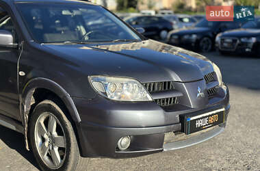 Внедорожник / Кроссовер Mitsubishi Outlander 2008 в 