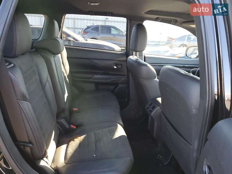 Внедорожник / Кроссовер Mitsubishi Outlander 2019 в Днепре