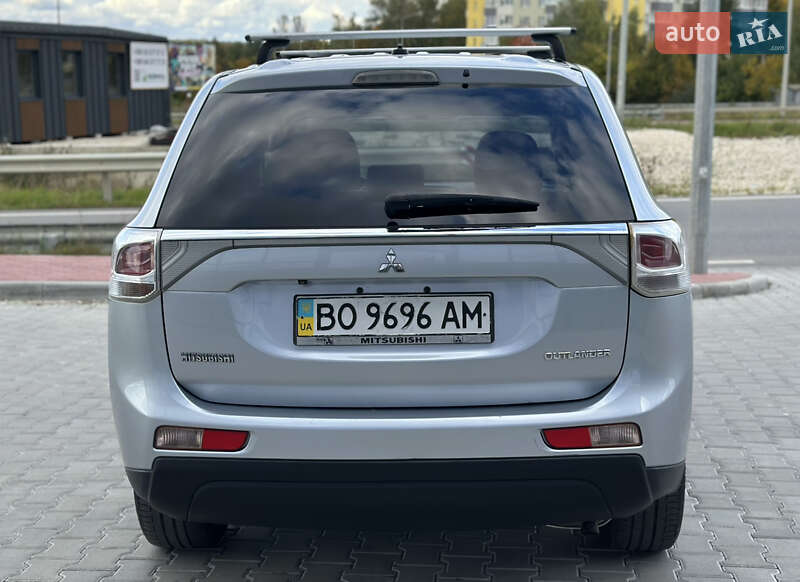 Внедорожник / Кроссовер Mitsubishi Outlander 2013 в Тернополе