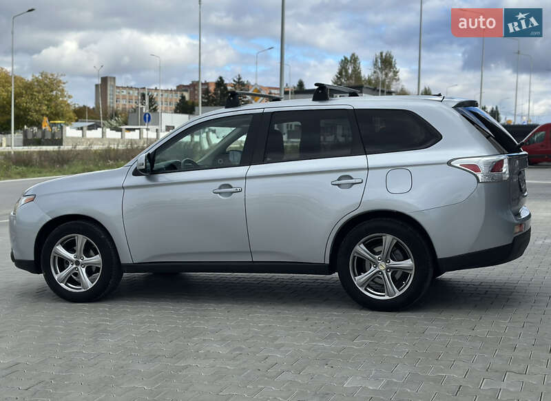 Внедорожник / Кроссовер Mitsubishi Outlander 2013 в Тернополе