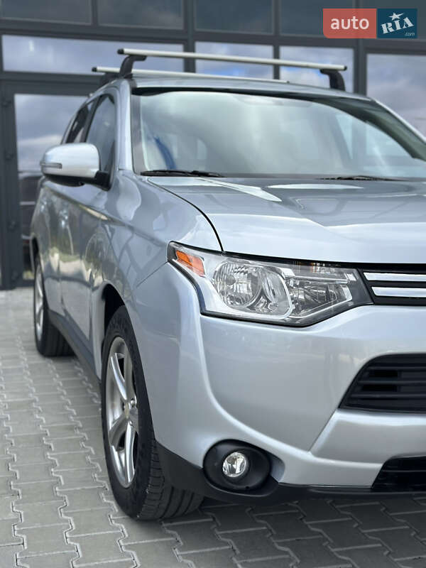 Внедорожник / Кроссовер Mitsubishi Outlander 2013 в Тернополе
