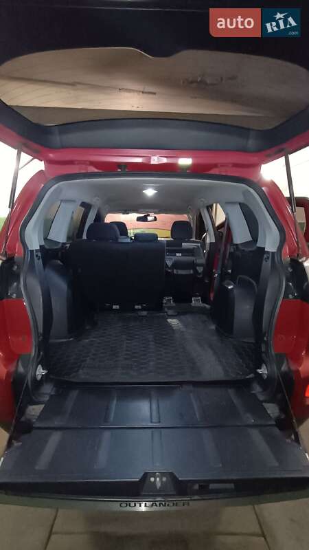 Внедорожник / Кроссовер Mitsubishi Outlander 2010 в Кривом Роге