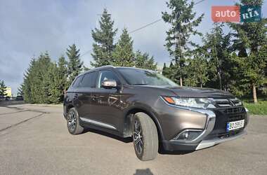 Внедорожник / Кроссовер Mitsubishi Outlander 2017 в Тернополе