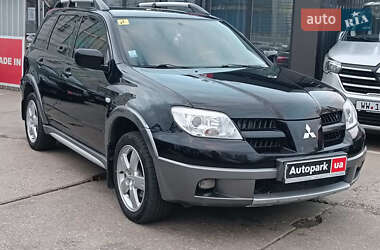 Внедорожник / Кроссовер Mitsubishi Outlander 2005 в 