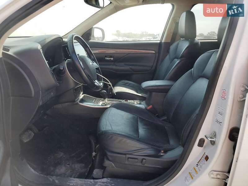 Внедорожник / Кроссовер Mitsubishi Outlander 2019 в Луцке