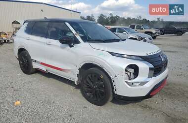 Mitsubishi Outlander 2023