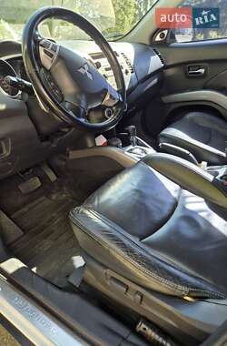Внедорожник / Кроссовер Mitsubishi Outlander 2008 в 