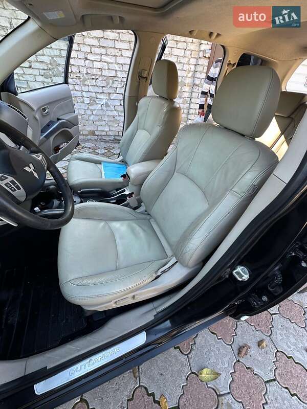 Внедорожник / Кроссовер Mitsubishi Outlander 2007 в Одессе