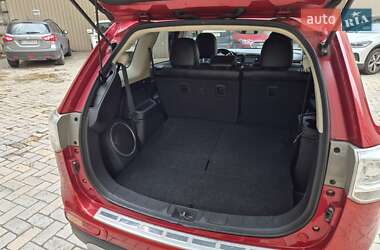 Внедорожник / Кроссовер Mitsubishi Outlander 2014 в 