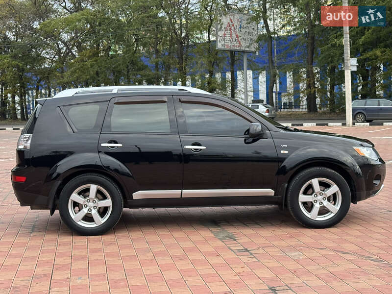 Внедорожник / Кроссовер Mitsubishi Outlander 2008 в Одессе
