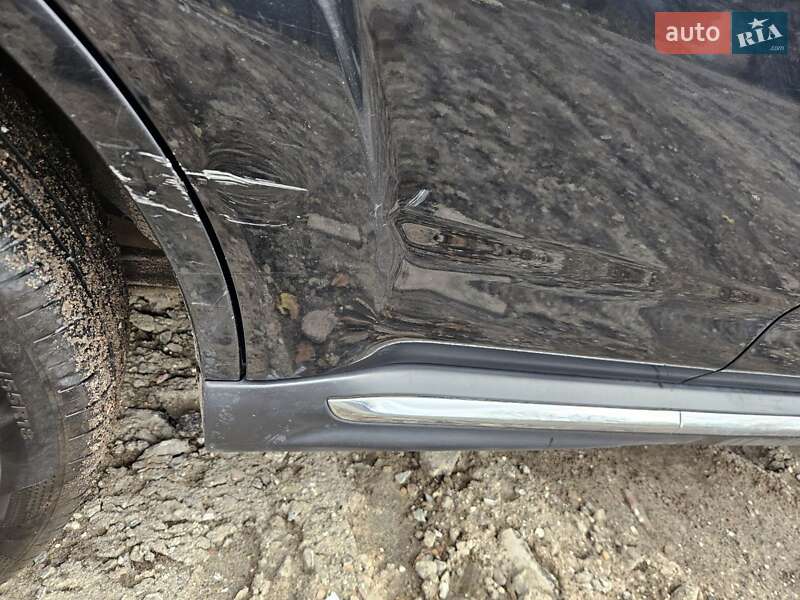 Внедорожник / Кроссовер Mitsubishi Outlander 2010 в Нововолынске